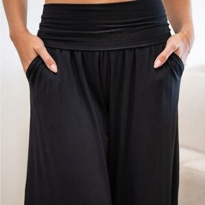 Sozy Bamboo Bethany Capri Pant